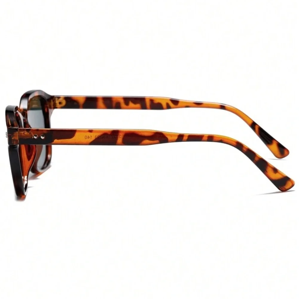 Sheen Kelly Men’s Retro Square Sunglasses Tortoiseshell NWT